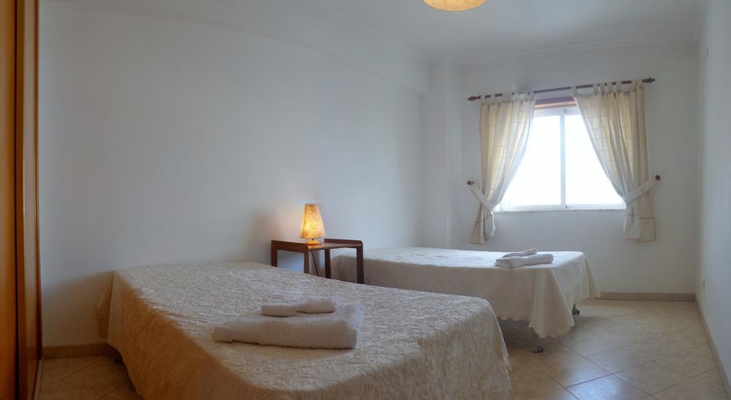 Apartamento Avenida Da Liberdade Albufeira Bilik gambar