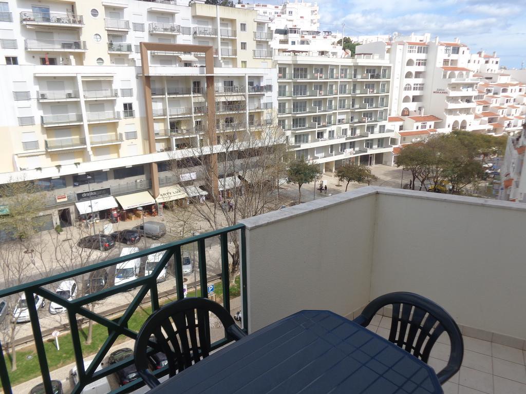 Apartamento Avenida Da Liberdade Albufeira Bilik gambar